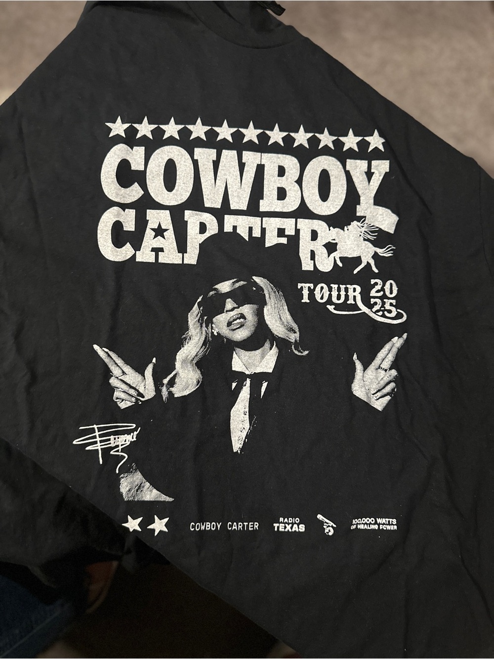 Cowboy Carter Tour 2025 Graphic Tee - Black & White